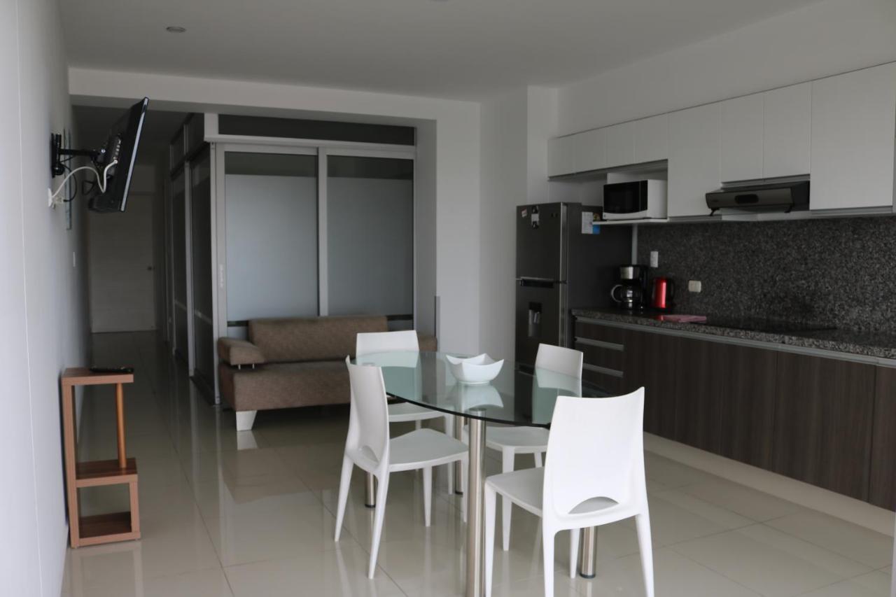 Terrazas Apartments Miraflores リマ エクステリア 写真